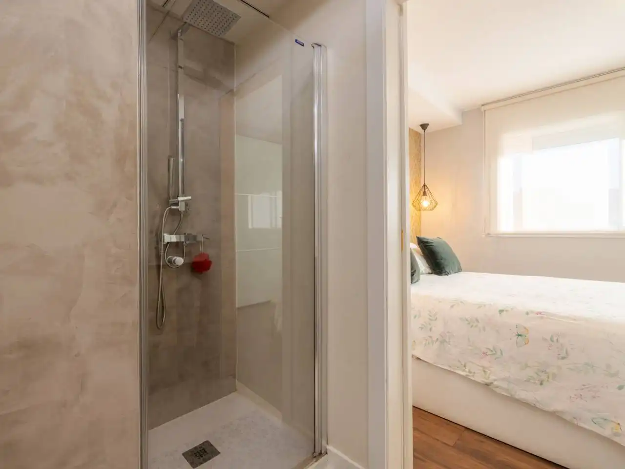 Bathroom of Attic for sale in Reus  with Air Conditioner, Heating and Parquet flooring