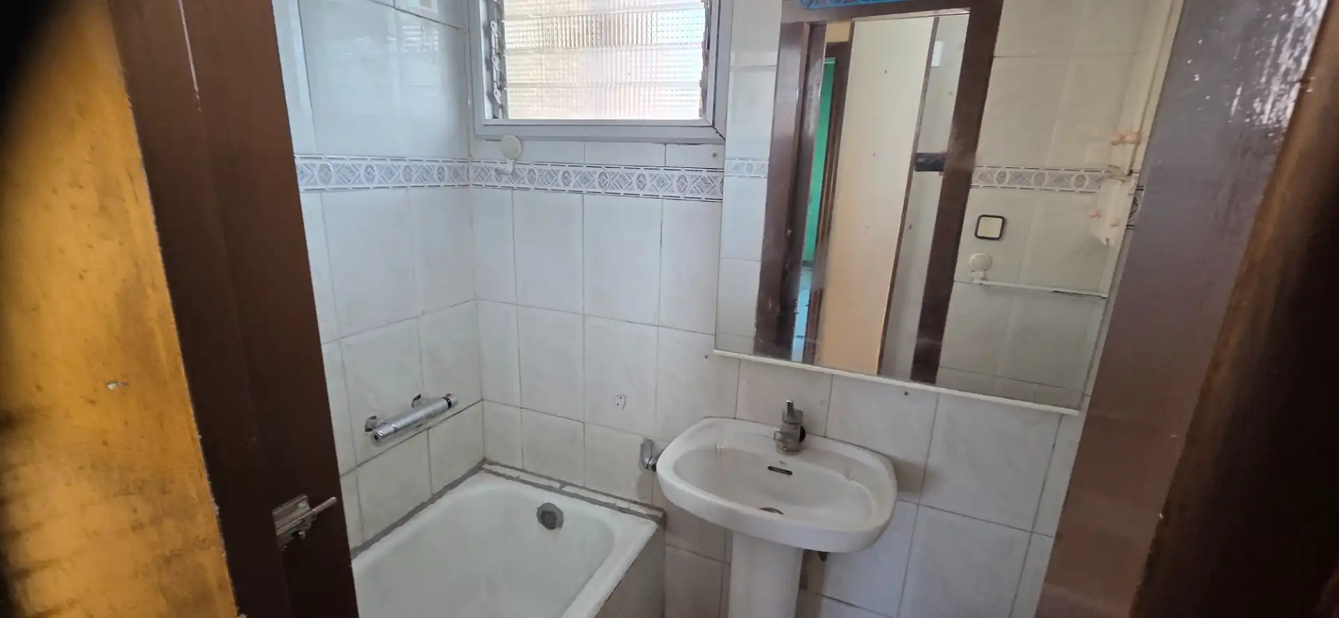 Baño de Piso en venta en Castalla con Balcón