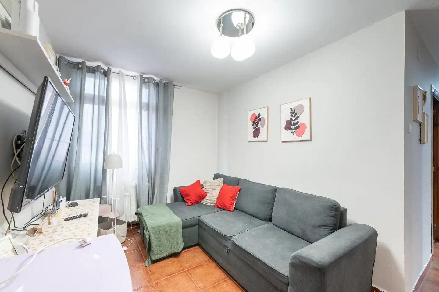 Living room of Ground floor for sale in Oviedo   with Heating and Furnished