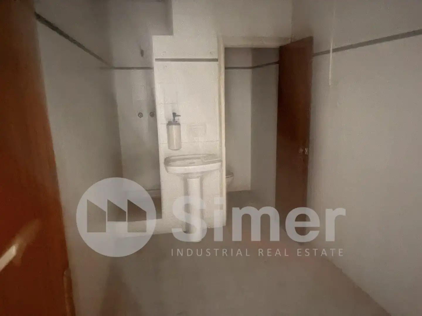 Nau industrial en venda en Barberà del Vallès