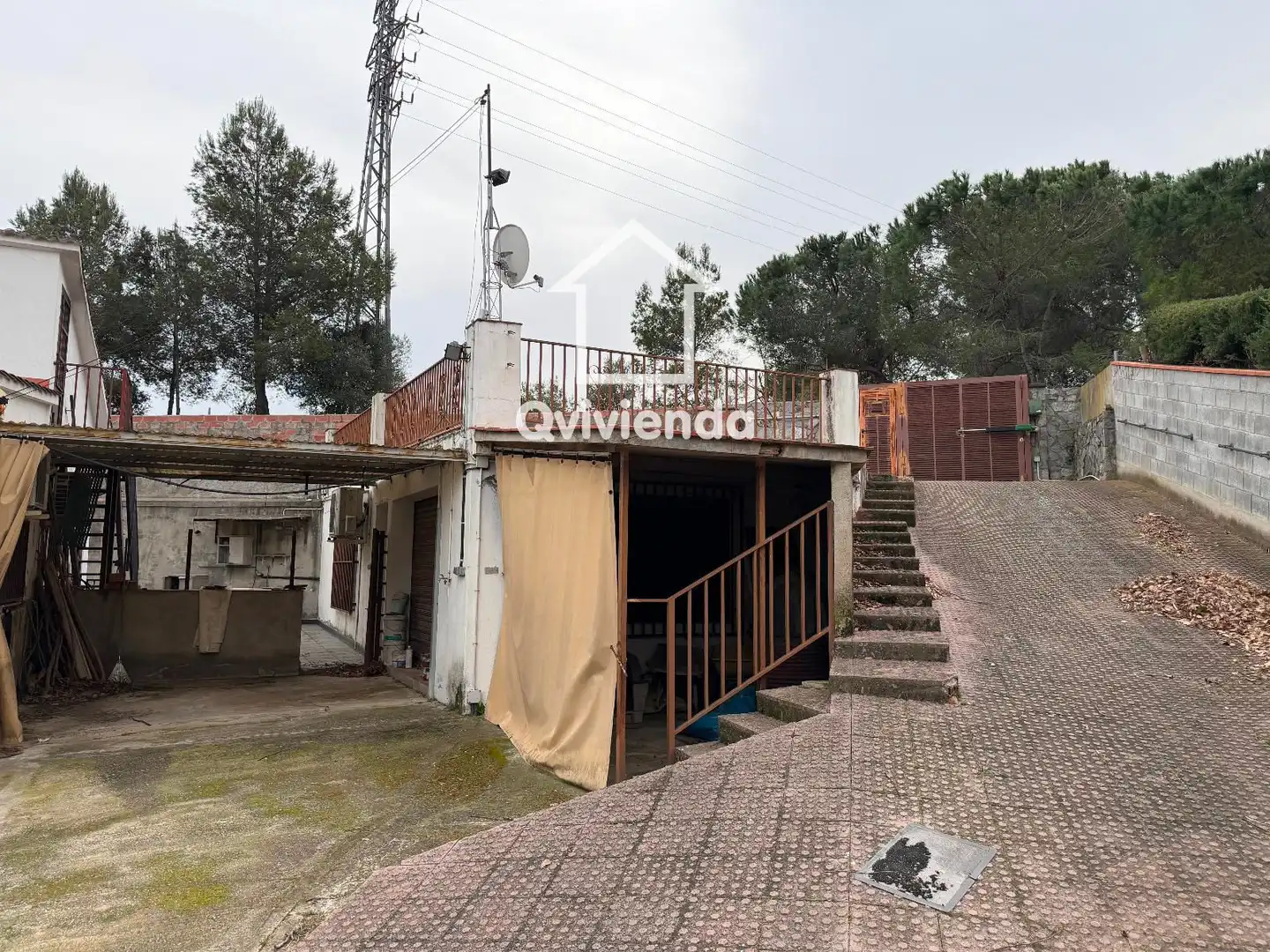 Vista exterior de Casa o chalet en venta en Sant Cugat del Vallès con Aire acondicionado y Calefacción