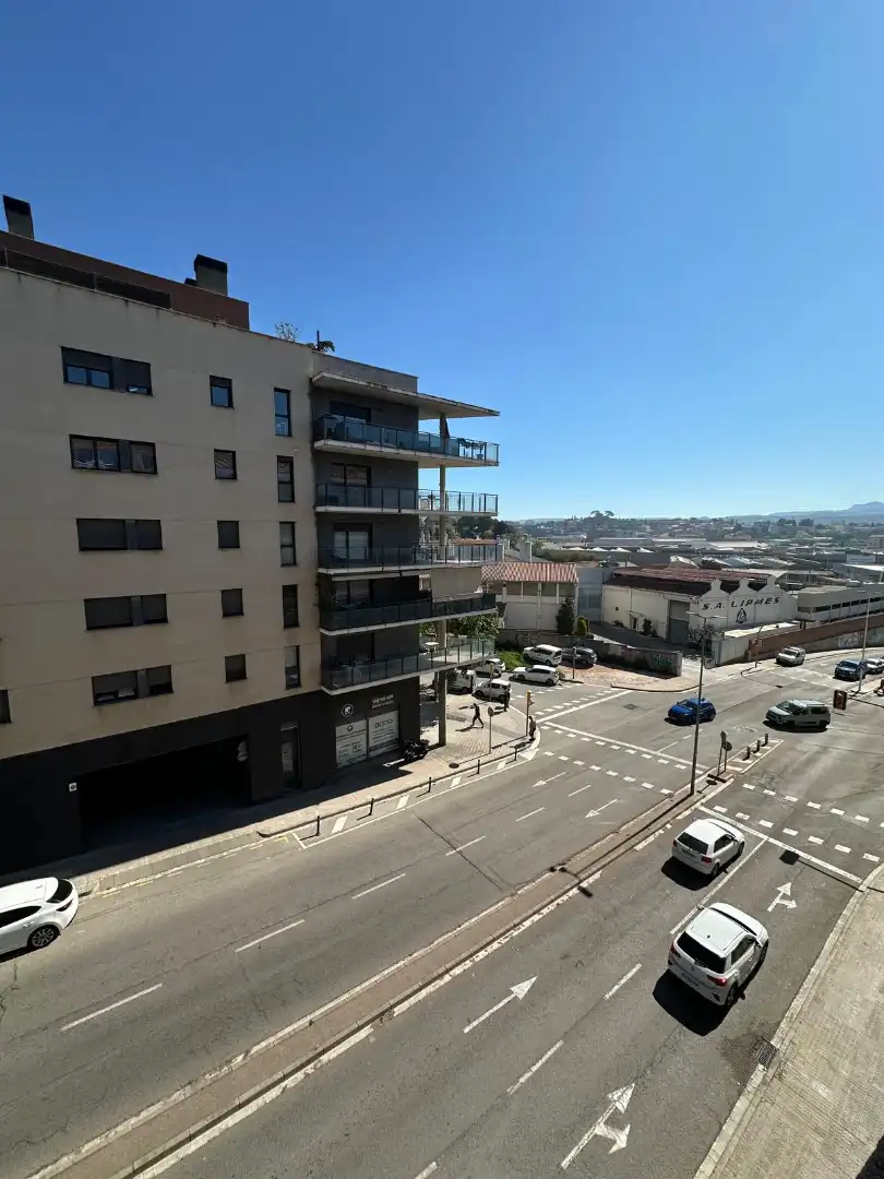 Außenansicht von Wohnung zum Verkauf in Manresa mit Heizung und Balkon