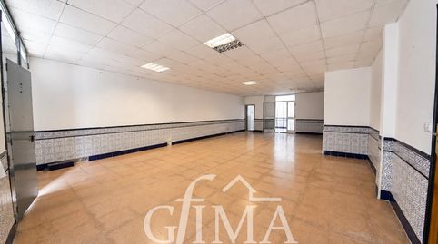 Amplia casa de 2 plantas con 4 habitaciones y 2 baños en zona CFrancisco Garcia Pavón, imatge 4