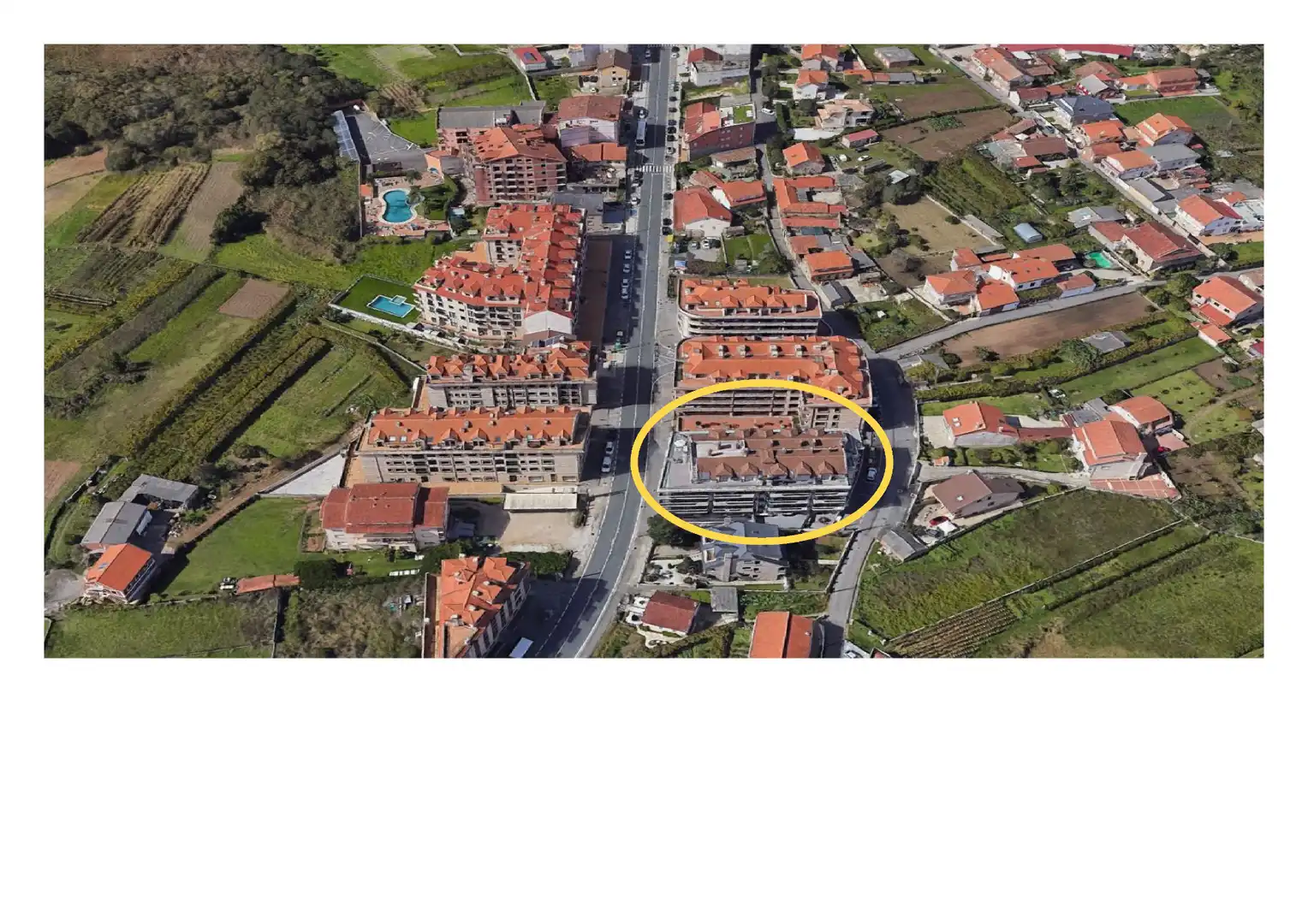 Außenansicht von Wohnungen zum Verkauf in Sanxenxo mit Klimaanlage, Heizung und Parkett