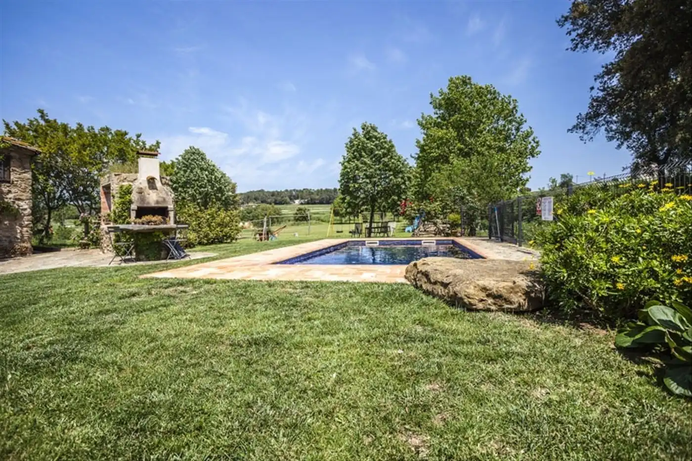Casa o chalet en venta en Carrer Fora Muralla-pubol, 9, La Pera