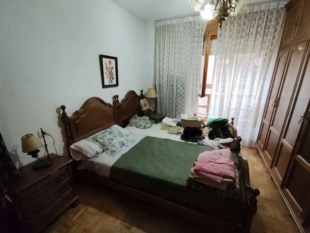 Bedroom of Flat for sale in Avilés