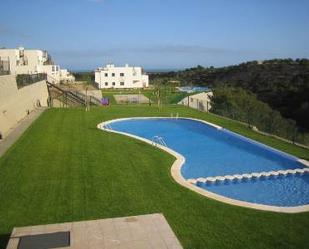 Piscina de Planta baixa en venda en Mont-roig del Camp amb Aire condicionat, Calefacció i Jardí privat