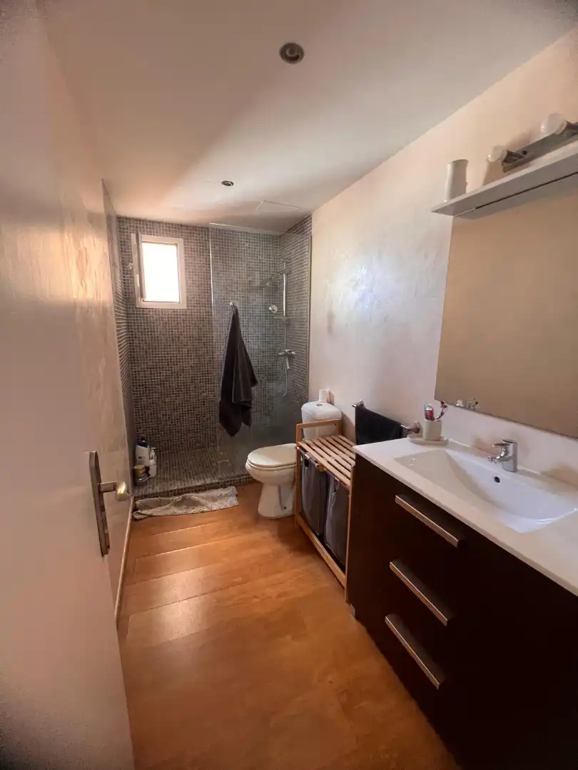 Badezimmer von Dachboden zur Miete in Nord