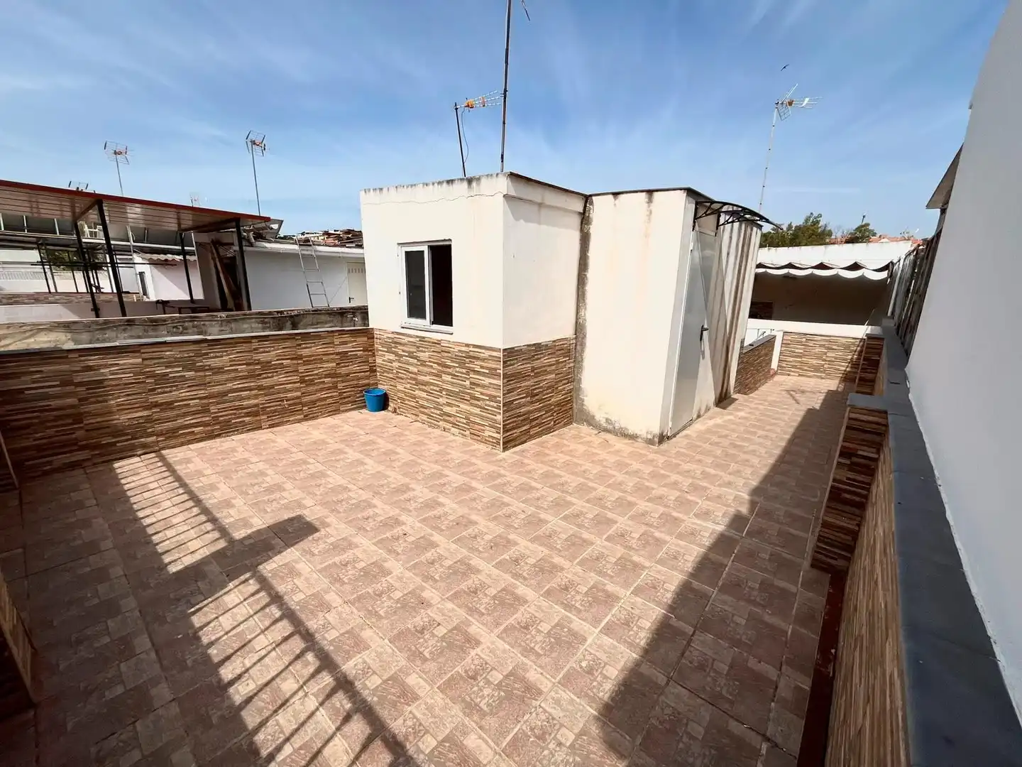 Terrace of Houses for sale in Coria del Río