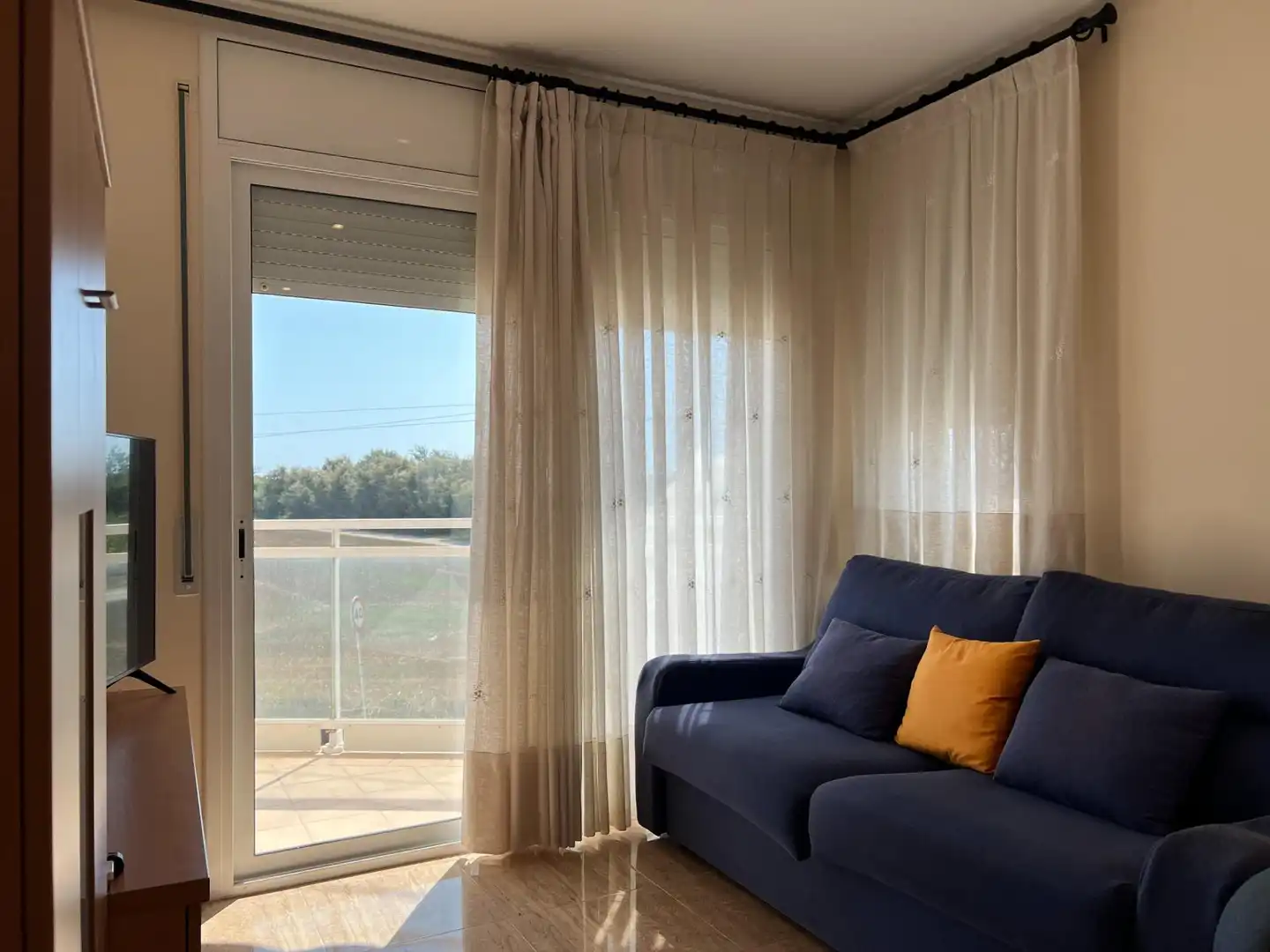 Sala d'estar de Apartament en venda en Sant Pere Pescador amb Aire condicionat, Calefacció i Balcó