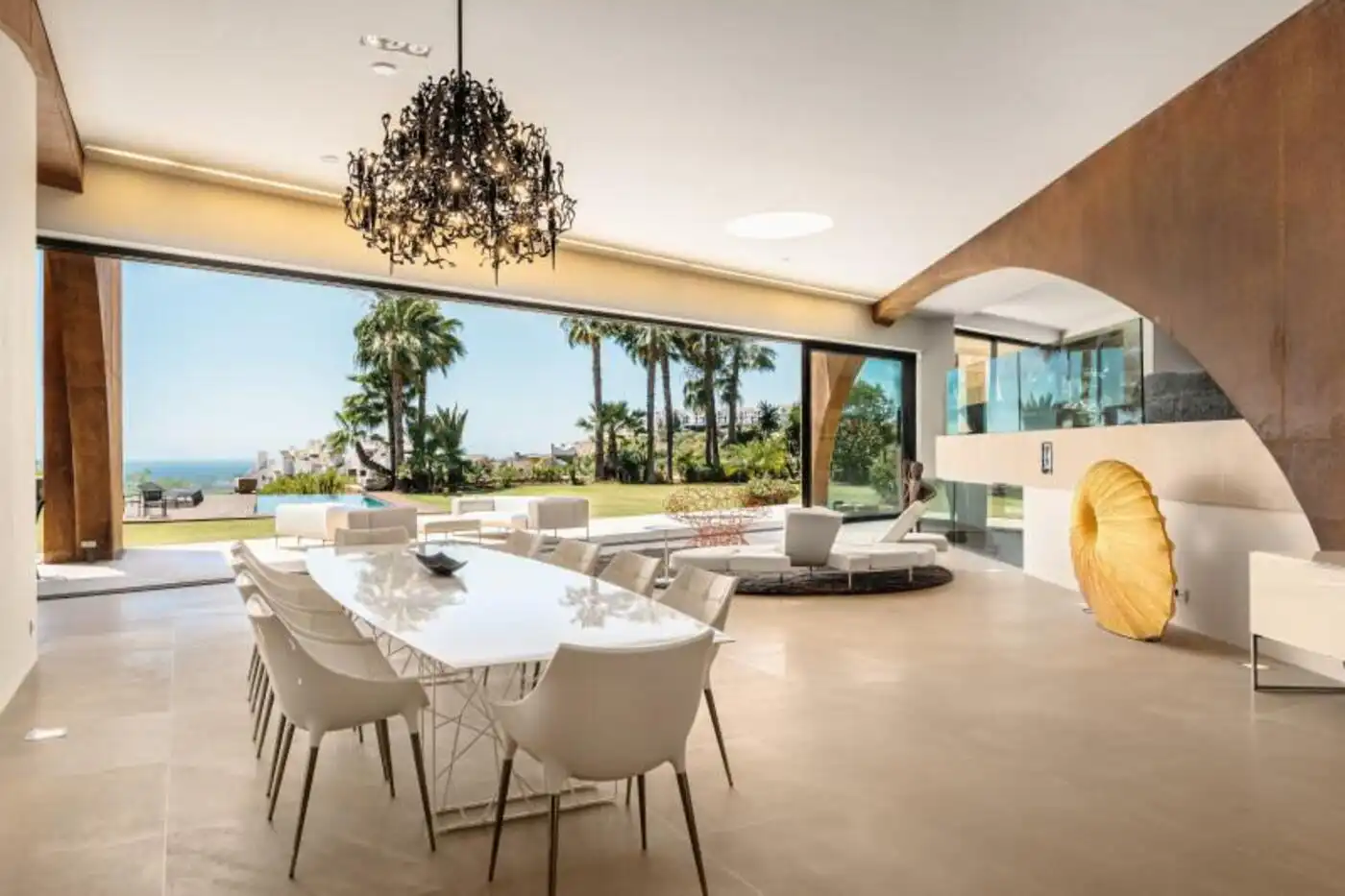 Casa amb terrassa en venda a La Zagaleta, imagen 4