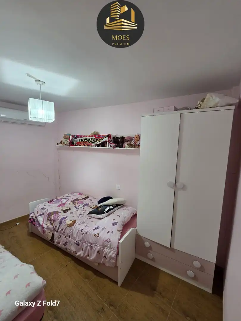 Dormitori de Casa o xalet en venda en Jaén amb Aire condicionat, Calefacció i Terrassa