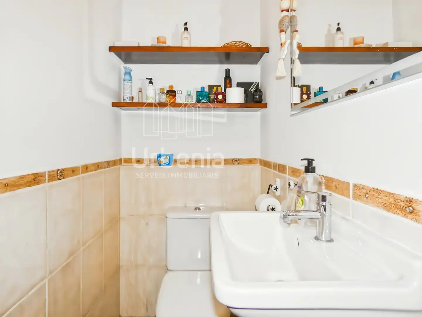 Bany de Casa o xalet en venda en Mataró amb Aire condicionat, Calefacció i Terrassa