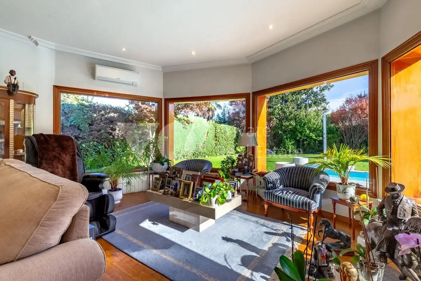 Sala de estar de Casa o chalet en venta en Madrid con Aire acondicionado, Calefacción y Jardín privado