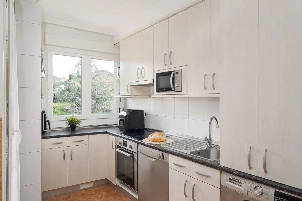 Cocina de Piso en venta en Donostia - San Sebastián  con Calefacción y Trastero