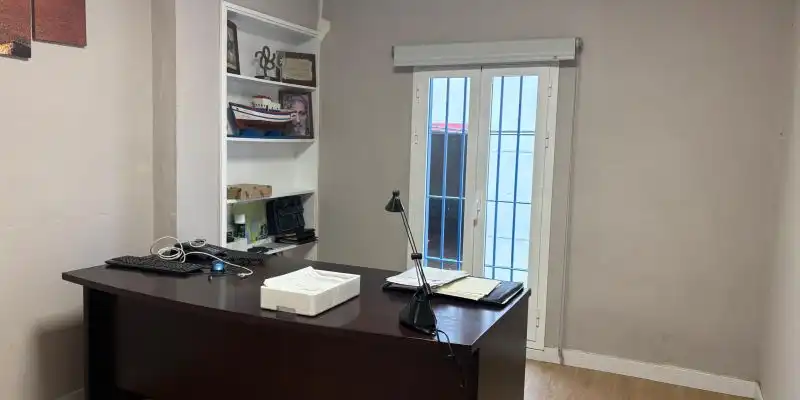 Nau industrial en venda en Pilas