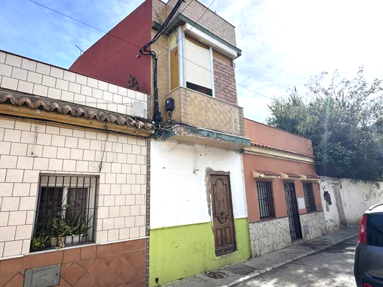 Single-family semi-detached for sale in Italia, San Pedro - Gabriel Miró - María Guerrero