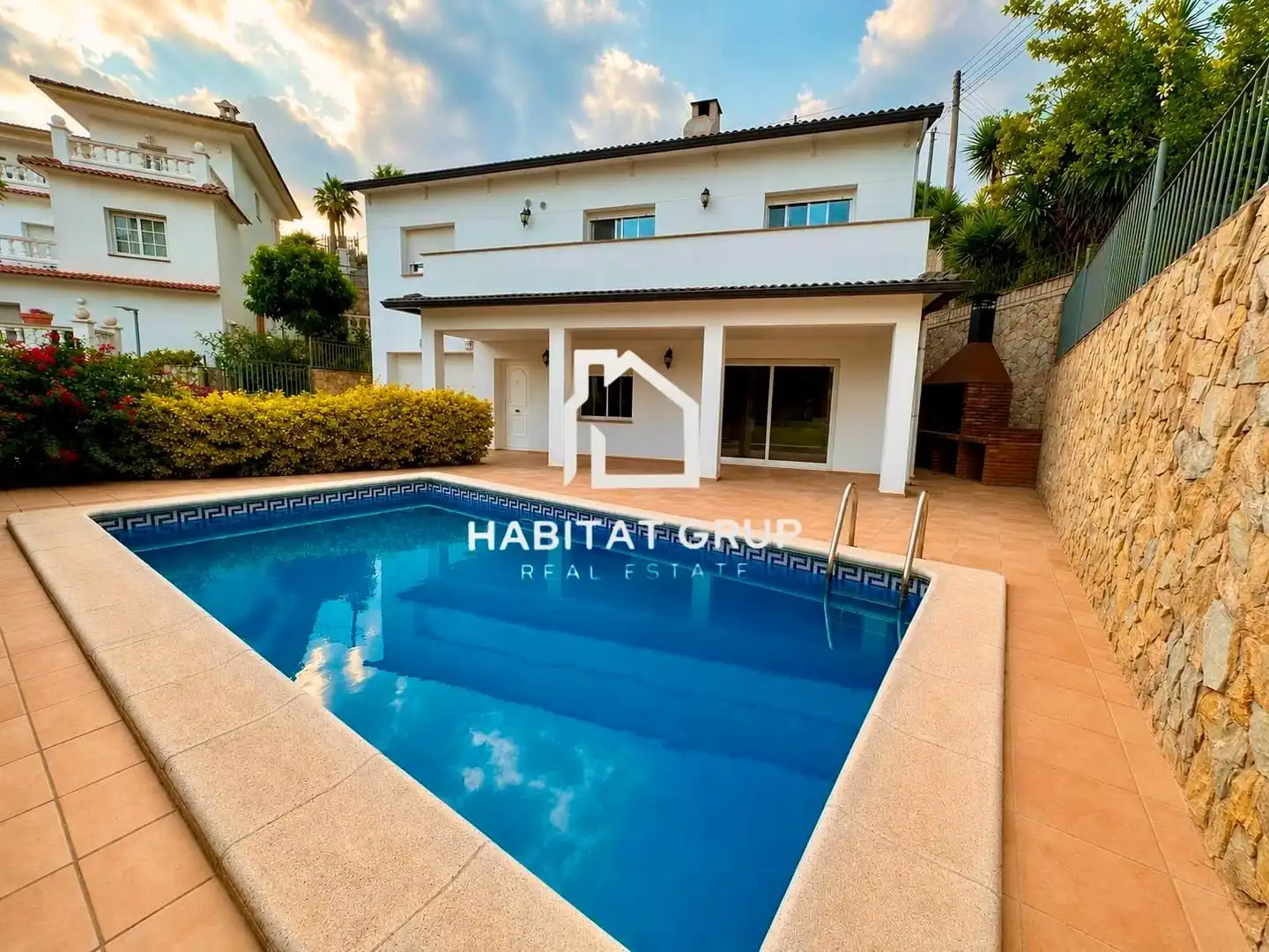 Maison avec piscine à vendre à Canyelles