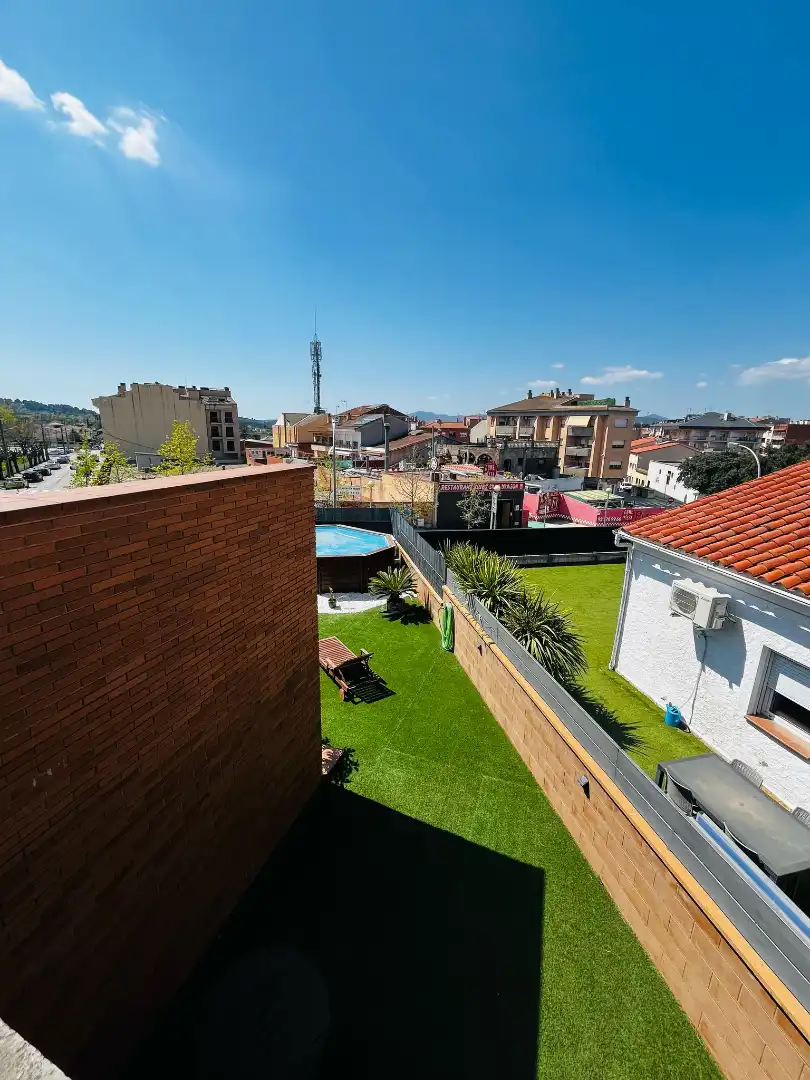 Vista exterior de Casa o xalet en venda en Piera amb Aire condicionat, Calefacció i Jardí privat