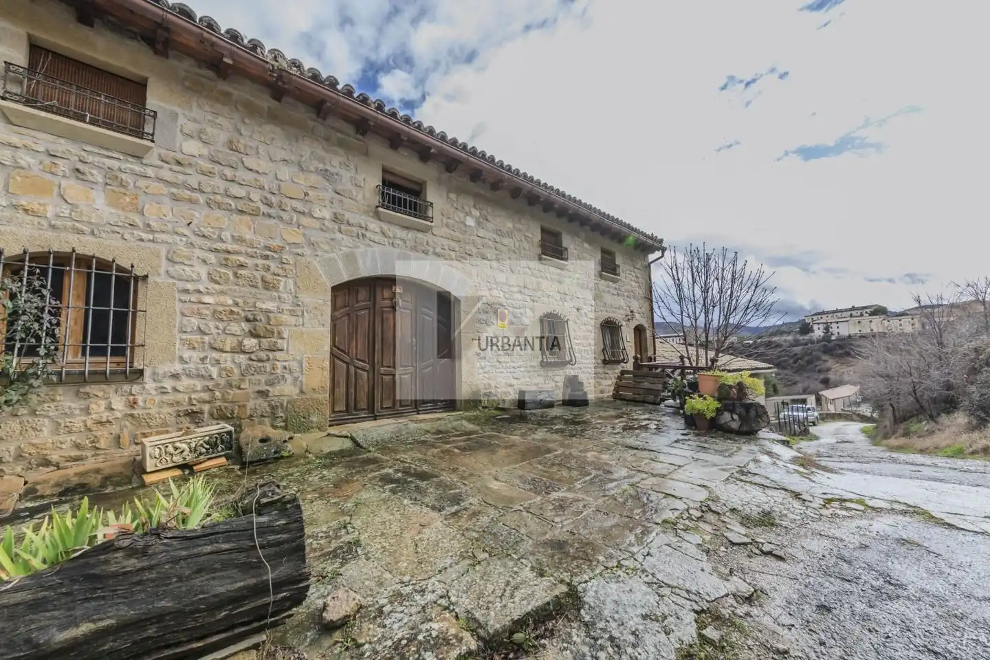 Vista exterior de Casa o xalet en venda en Sos del Rey Católico amb Calefacció
