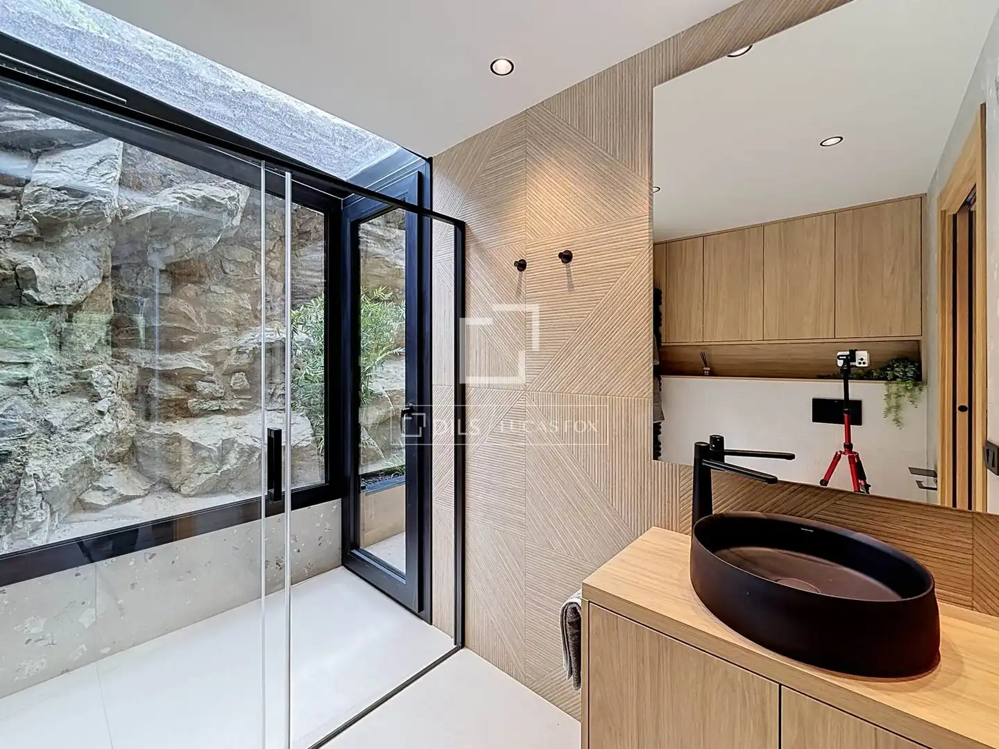 Terrassa de Casa o xalet en venda en Madrid amb Calefacció, Jardí privat i Parquet