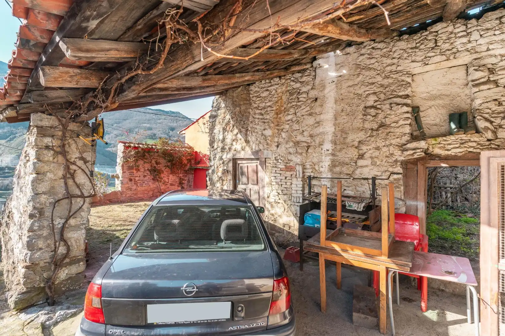 Exterior view of Houses for sale in Lena