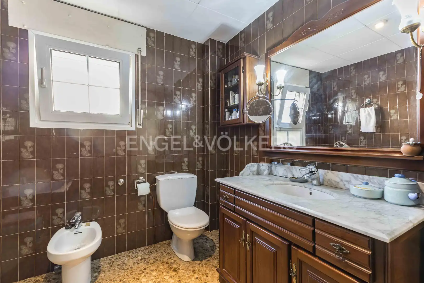 Baño de Casa o chalet en venta en Esplugues de Llobregat con Aire acondicionado, Calefacción y Jardín privado