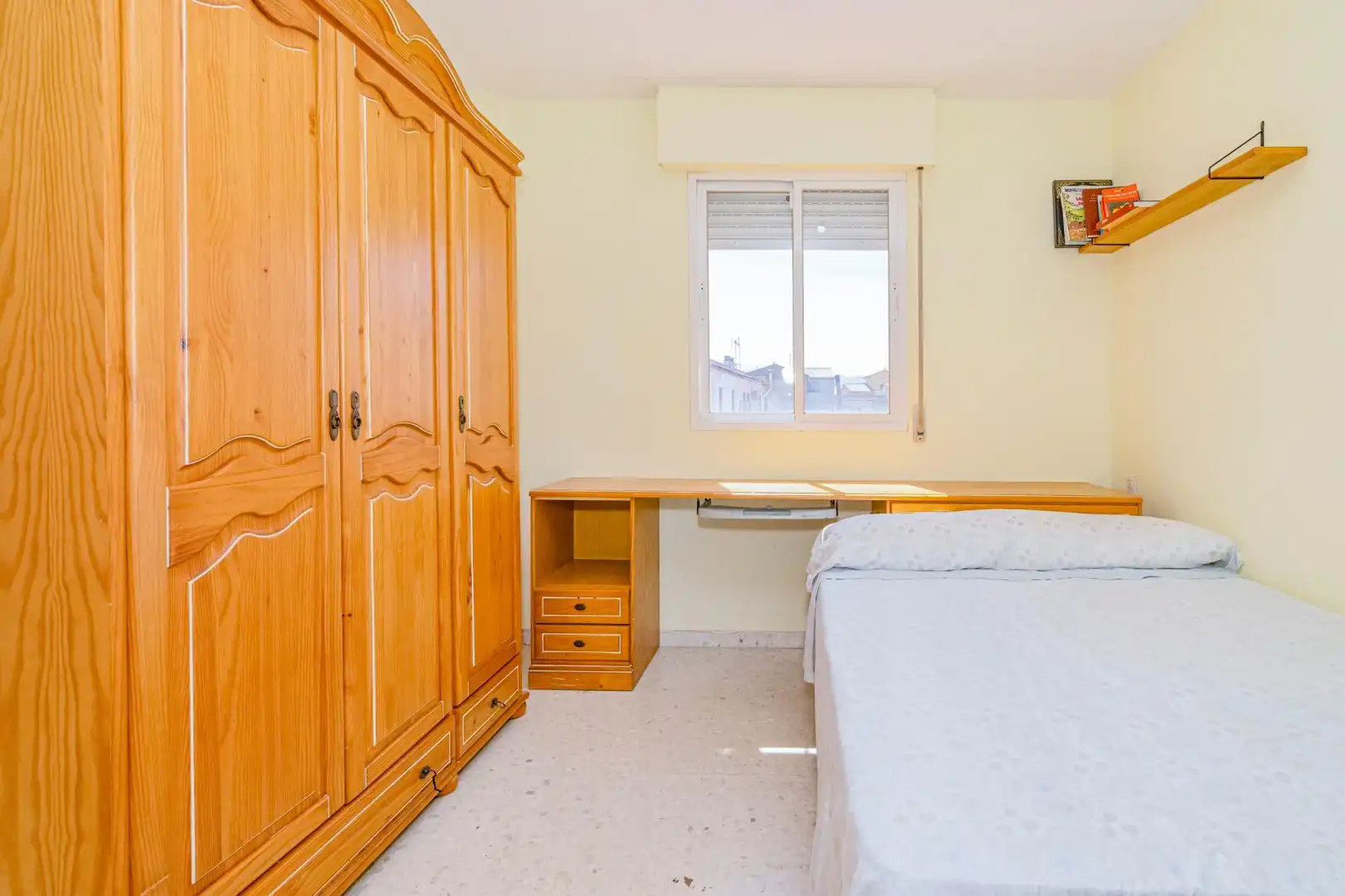 Bedroom of Detached homes for sale in Cúllar Vega  with Storage room and Alarm