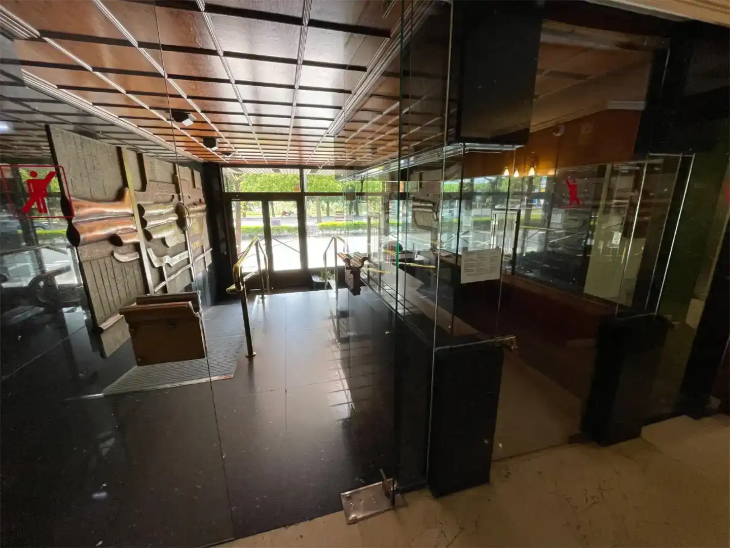 Piso en venta en León Capital  con Parquet, Trastero y Piscina