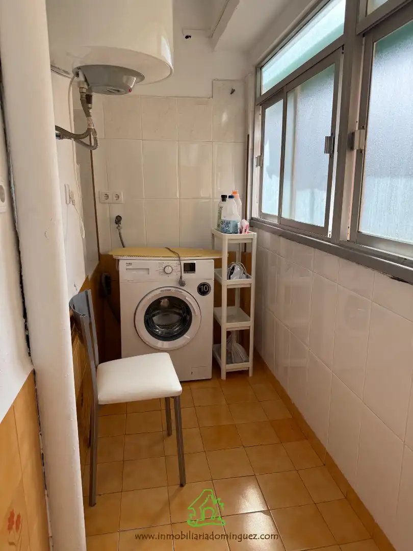 Bathroom of Flat for rent in Murcia  with Furnished, Oven and Washing machine