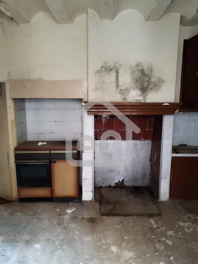Kitchen of Houses for sale in Requena  with Storage room and Balcony