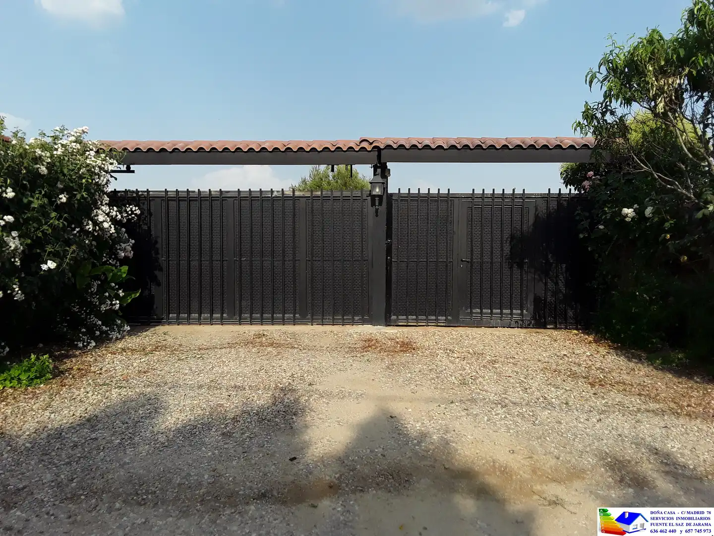Vista exterior de Casa o chalet en venta en Fuente El Saz de Jarama con Aire acondicionado, Calefacción y Jardín privado