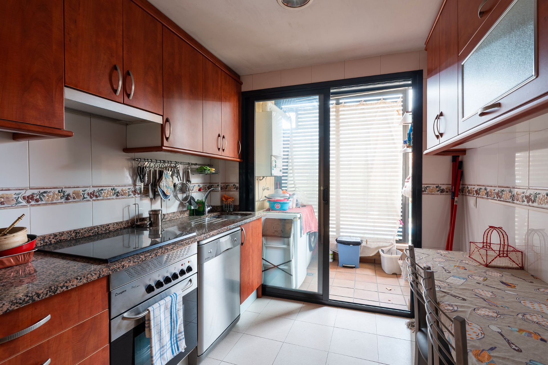 Flat for sale in Avenida de la Peseta, PAU de Carabanchel