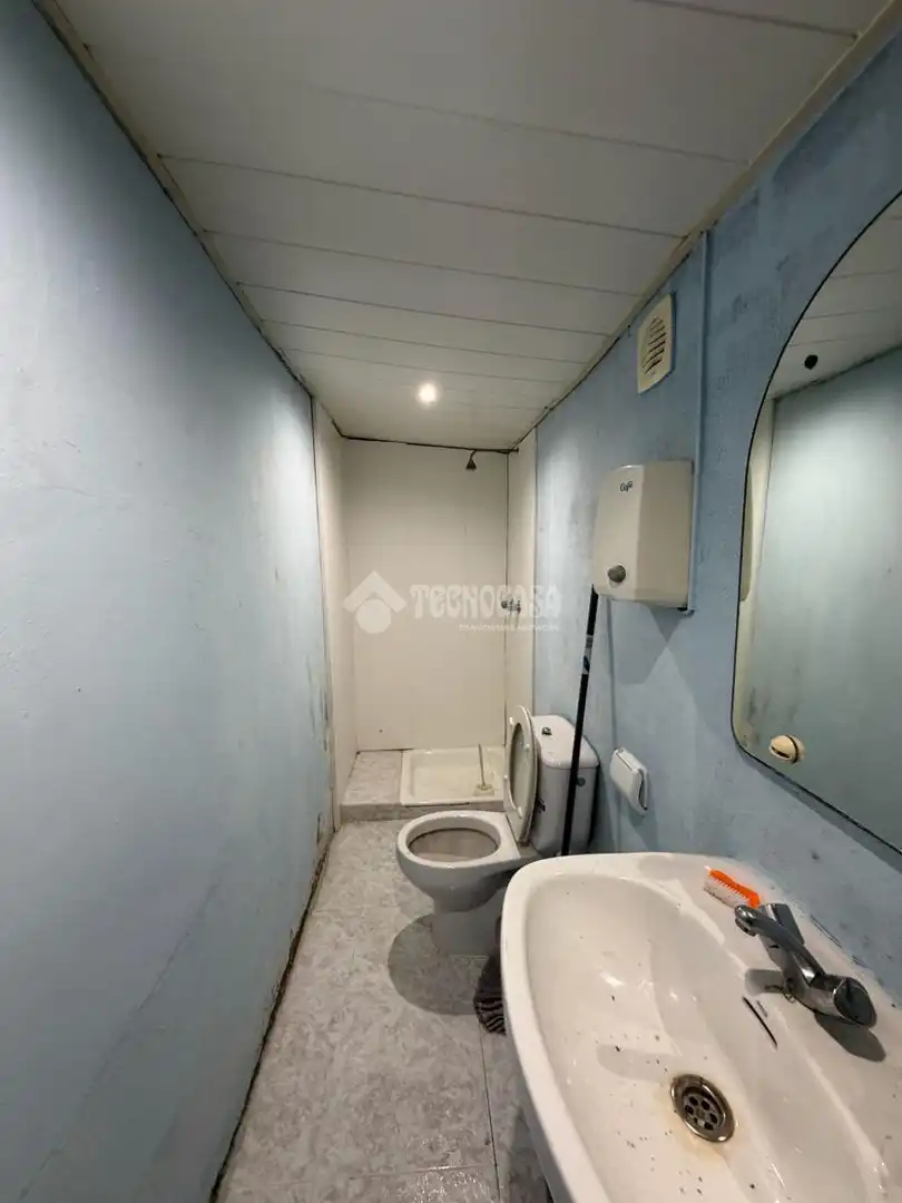 Baño de Piso en venta en Algeciras