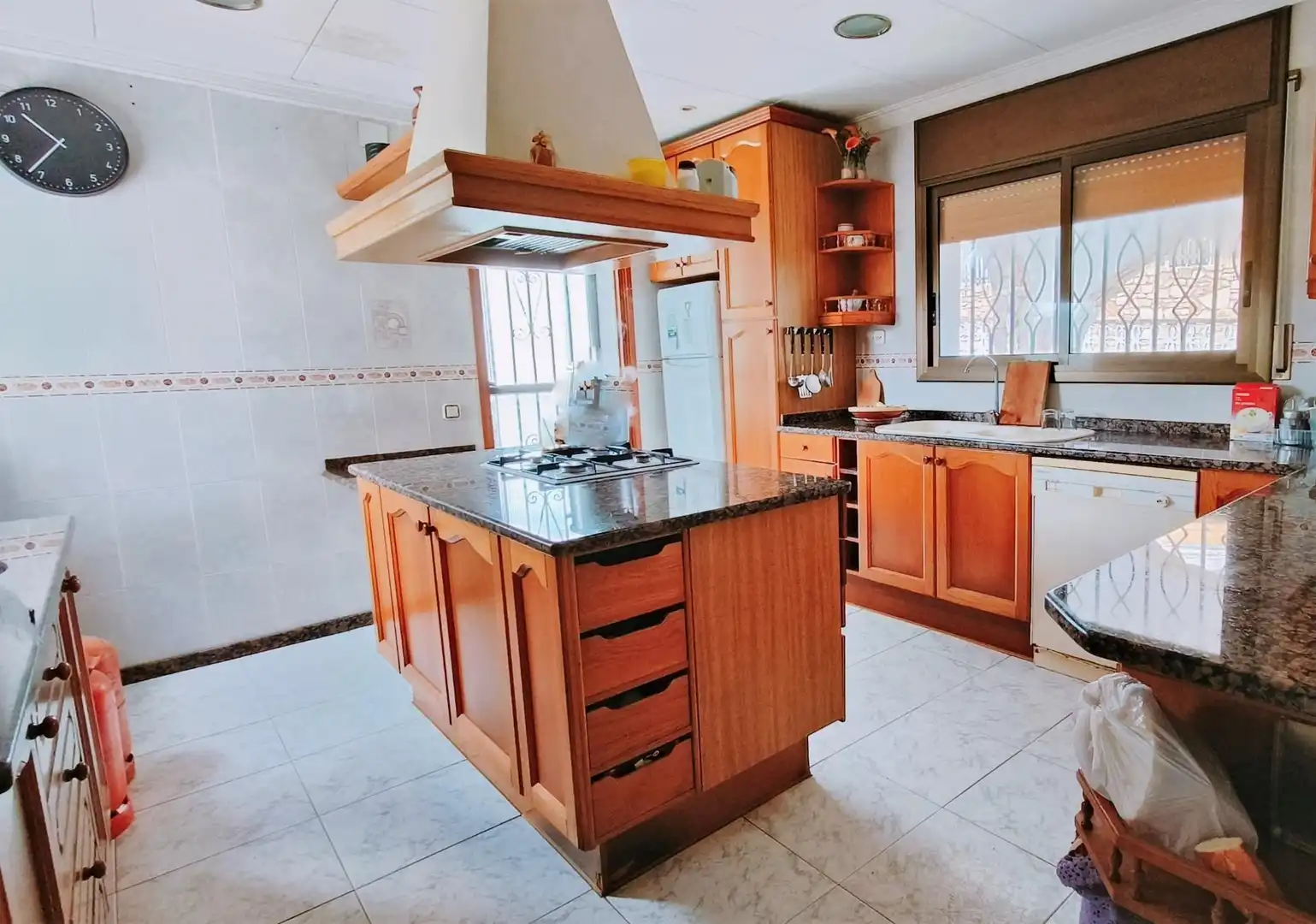 Casa amb piscina en venda a Palafolls, imagen 9