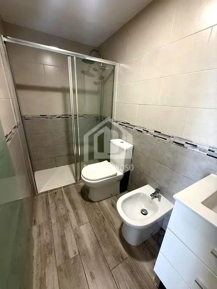 Badezimmer von Wohnung zur Miete in Adeje