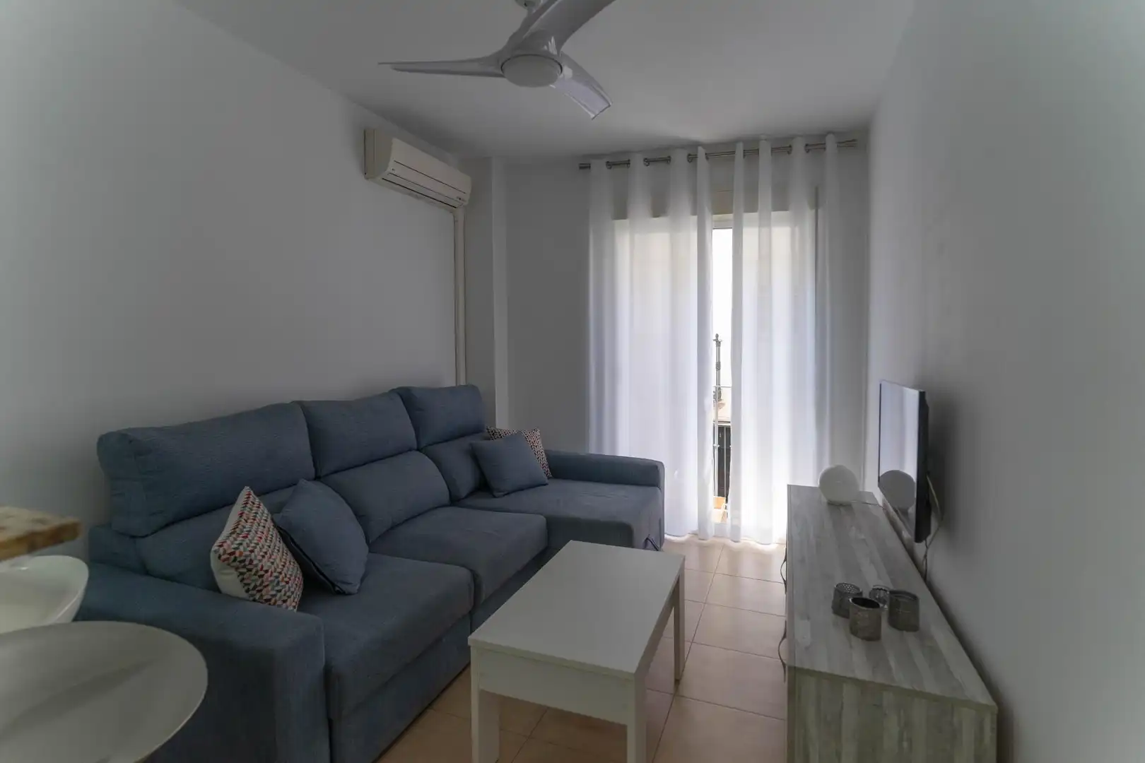 Apartamento con ascensor en alquiler en Puerto Deportivo