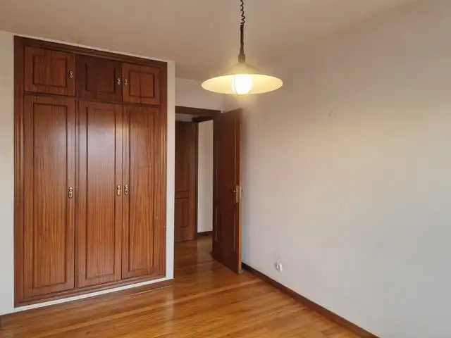 Habitación de Piso en venta en Teo con Calefacción, Parquet y Trastero