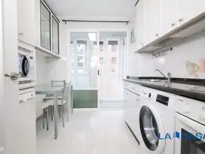 Küche von Wohnung zum Verkauf in Bilbao  mit Heizung und Balkon