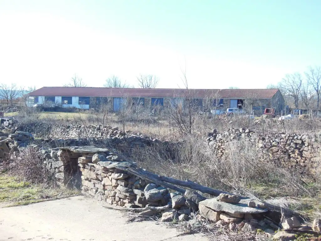 Vista exterior de Nau industrial en venda en Rebollar (Soria)