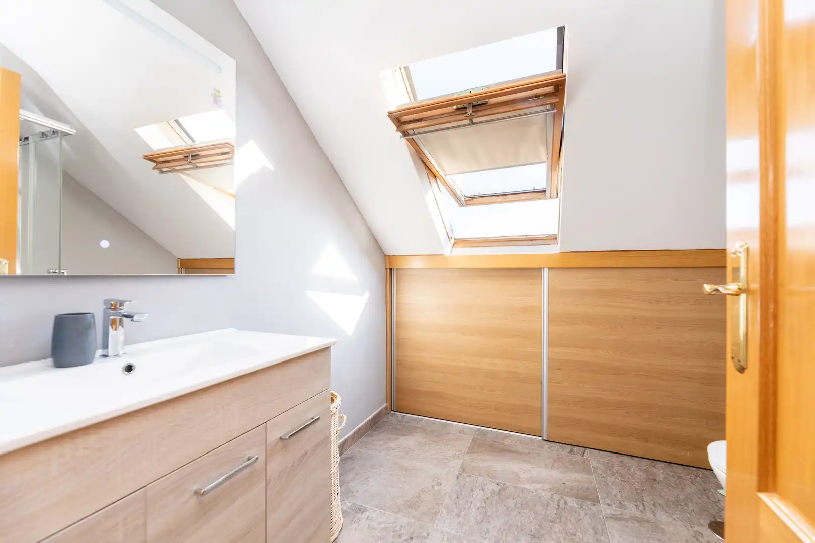 Baño de Casa adosada en venta en Colmenarejo con Aire acondicionado, Calefacción y Terraza