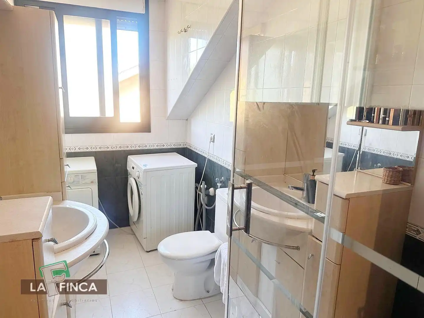Bathroom of Flat for sale in Carreño  with Heating, Storage room and Furnished