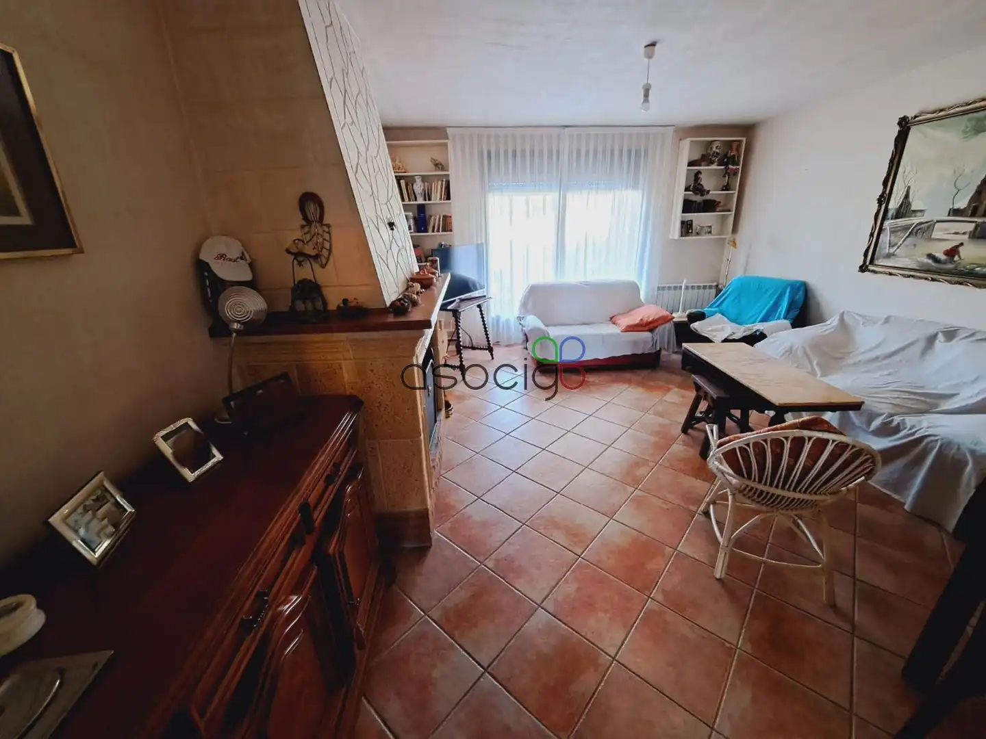 Sala de estar de Casa o chalet en venta en Solanillos del Extremo con Calefacción, Trastero y Piscina