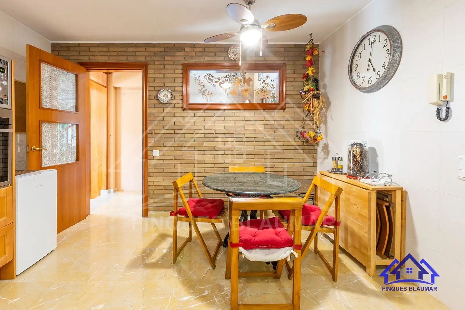Cocina de Casa o chalet en venta en Arenys de Munt con Calefacción, Jardín privado y Trastero