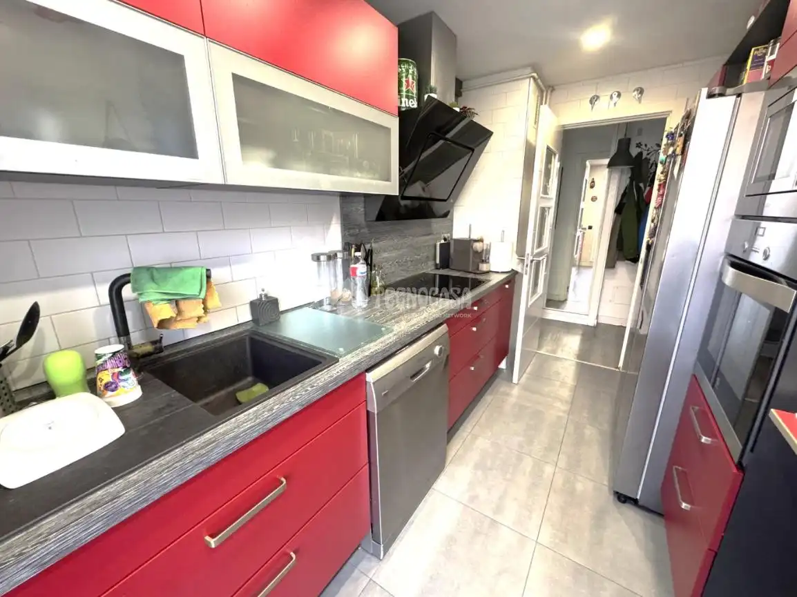 Cocina de Piso en venta en Alcalá de Henares con Aire acondicionado y Calefacción