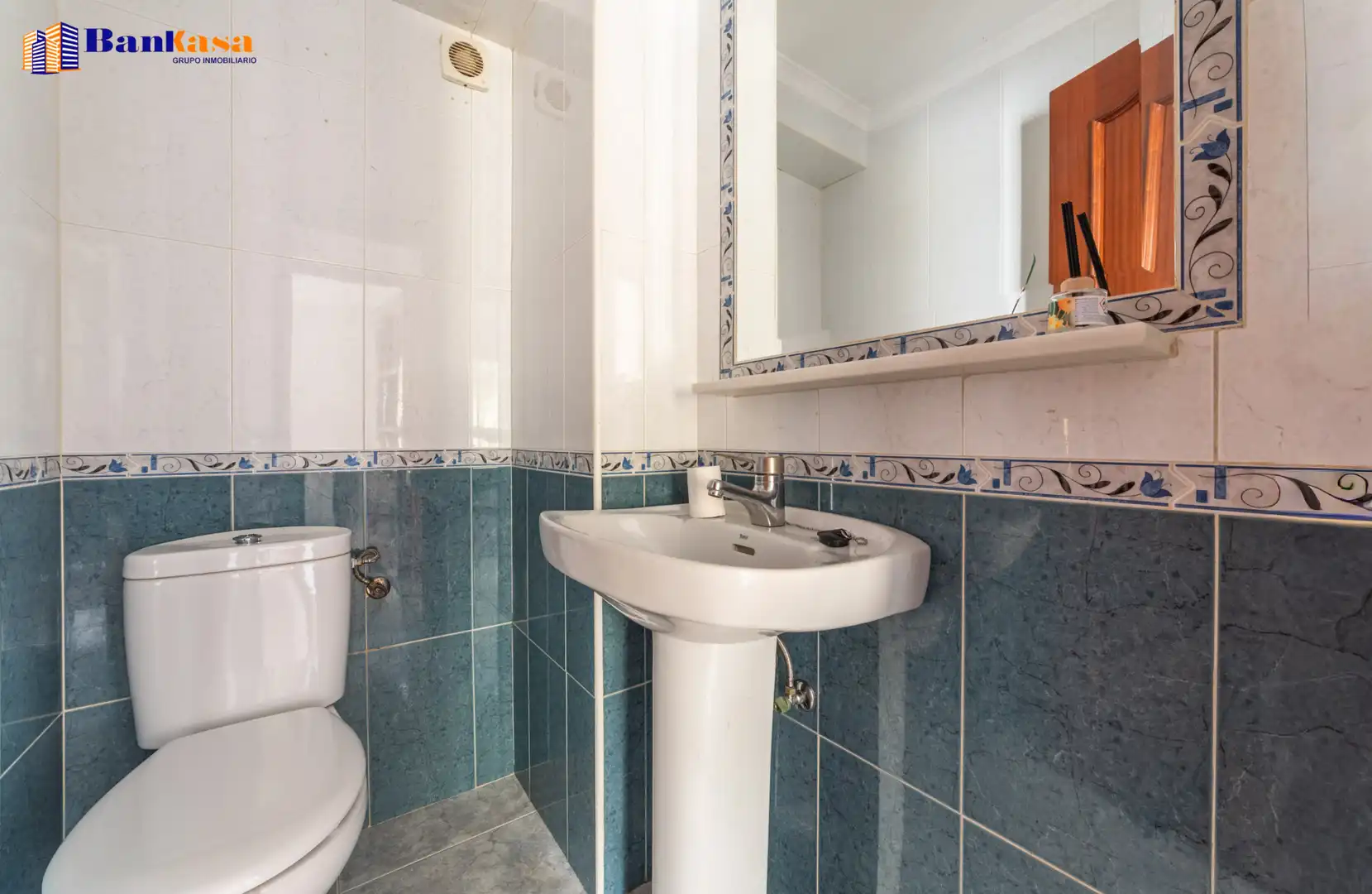 Baño de Piso en venta en Málaga con Aire acondicionado