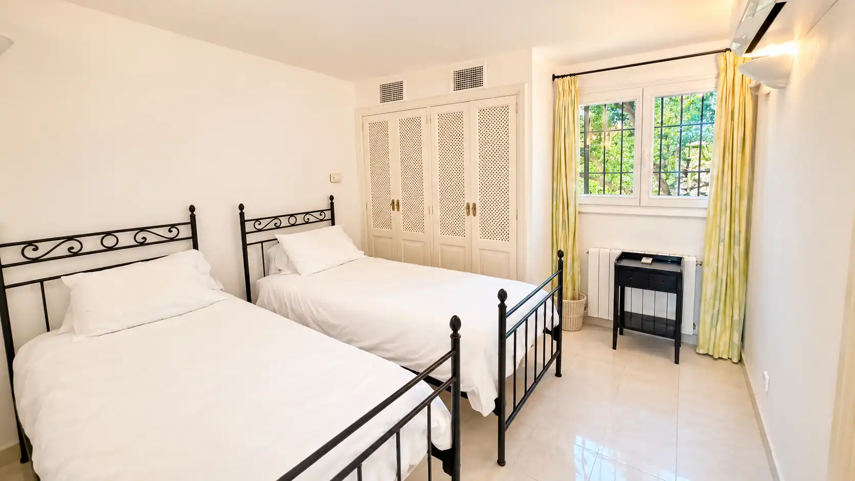 Detached house with terrace for sale in Carrer Baixada al Port 8, imagen 36