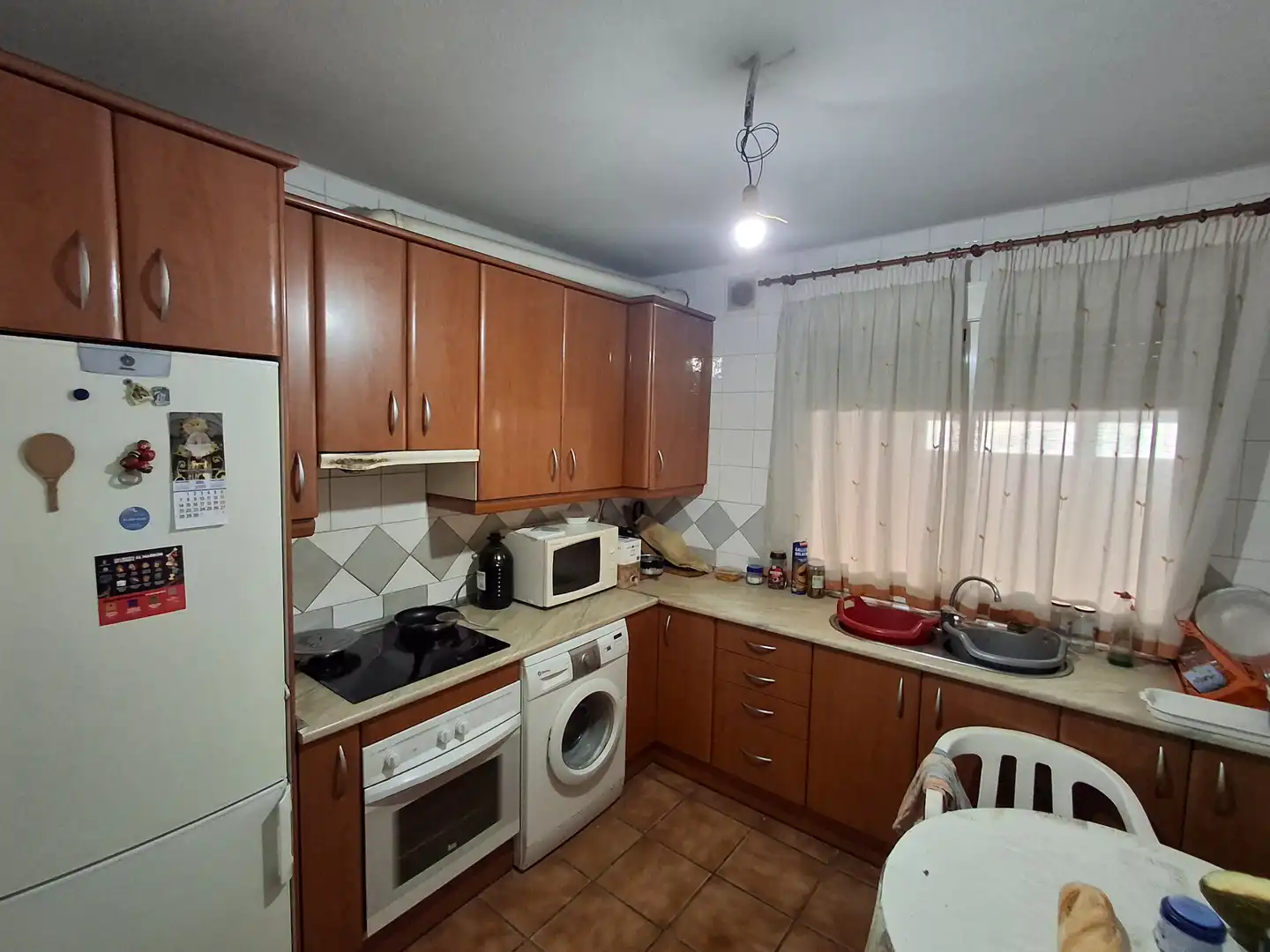 Cocina de Casa adosada en venta en La Puebla de Almoradiel con Calefacción, Jardín privado y Amueblado