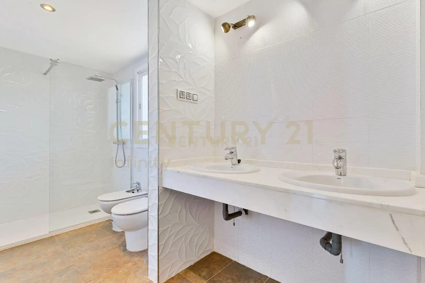 Baño de Apartamento en venta en Mijas con Aire acondicionado, Jardín privado y Piscina