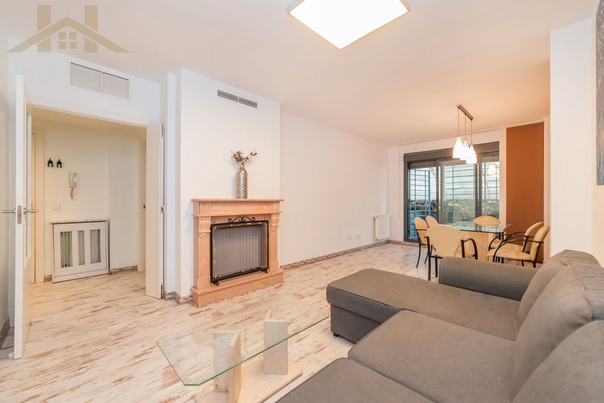 Piso en venta en Calle de Carlos Aragón Cancela, San Crispín - La Estación Consorcio